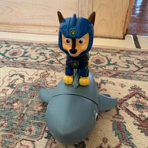 Paw Patrol Chase aqua pups on great white Shark Toy